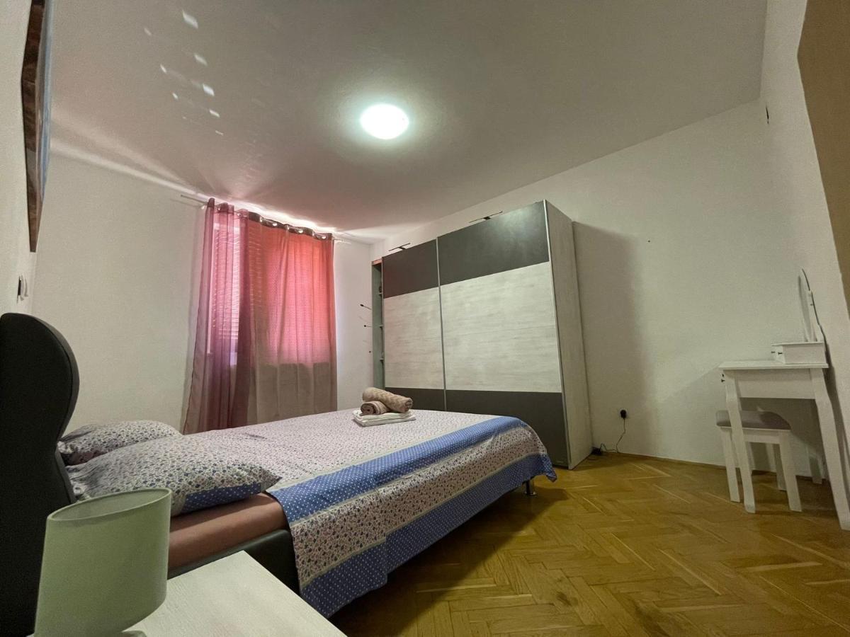 מאלינסקה Apartments Fratelli מראה חיצוני תמונה