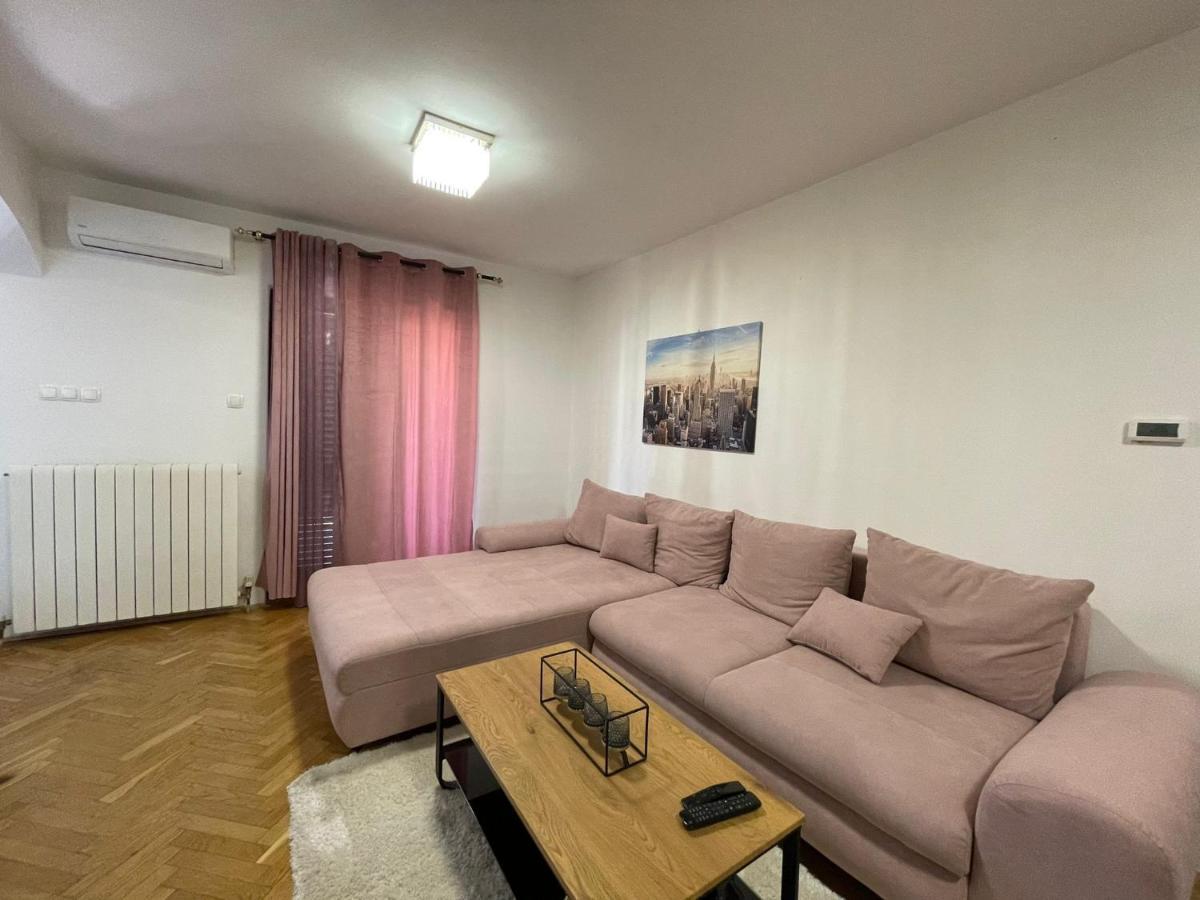 מאלינסקה Apartments Fratelli מראה חיצוני תמונה