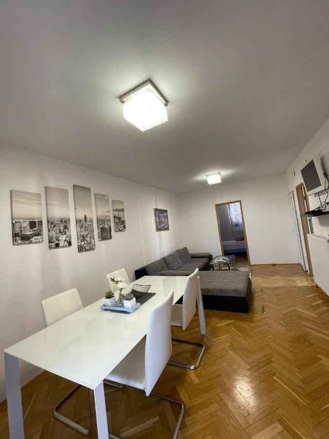 מאלינסקה Apartments Fratelli מראה חיצוני תמונה