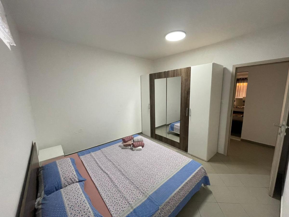 מאלינסקה Apartments Fratelli מראה חיצוני תמונה